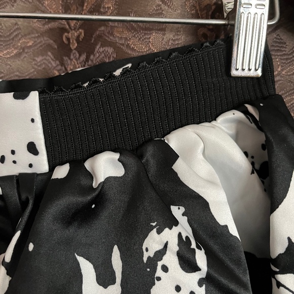 Lucy Paris Skirt Black & White Fully Lined Size Small New With Tags - Picture 4 of 9